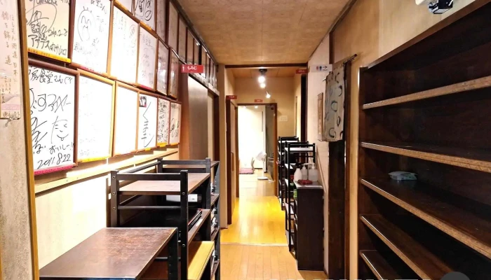 市房食堂 -  雰囲気 - 錦町
