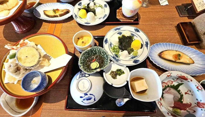 庭園茶寮 みな美 -  懐石 - 松江市