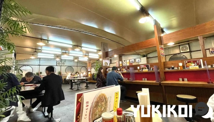 彩華ラーメン 橿原店 -  雰囲気 - 橿原市
