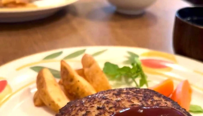 手づくりハンバーグの店 とくら 桂本店 -  電話 - 京都市