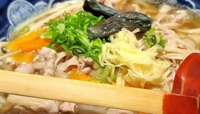 手延べうどん 水山 エキュート品川サウス店 -  動画 - 港区