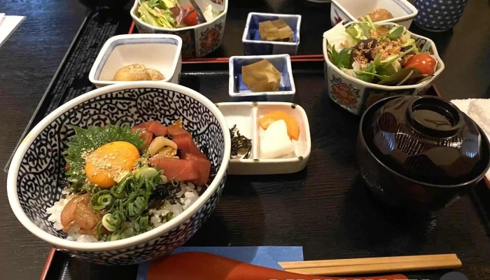 日本料理 ふぐまる -  丼物 - 前橋市