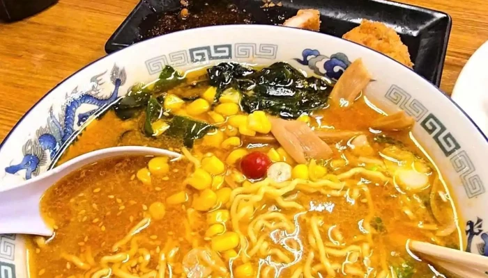 旭川ラーメン登山軒 -  ラーメン - 倶知安町