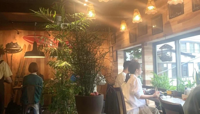 朝ごはん午後ごはんyamairo -  所在地 - 草津町