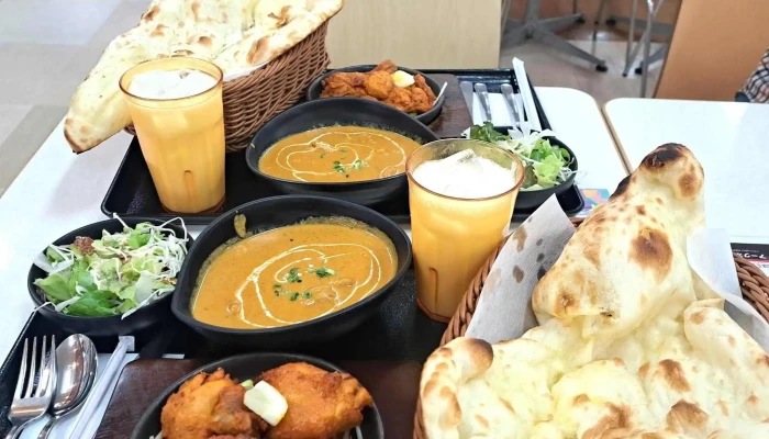 本格インド料理 Malika マリカ 寝屋川店 ナン - 寝屋川市