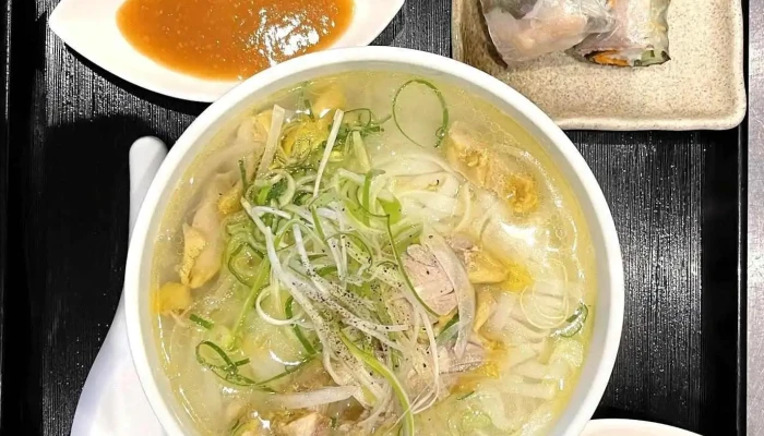本格ベトナム料理 Pho Tuoi Ohayo Odawara 小田原 -  麺 - 小田原市
