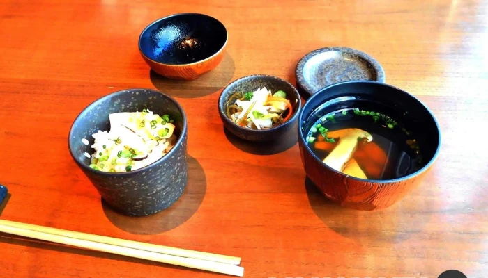 杏ダイニングカフェバー An Dining Cafebar 味噌汁 - 倶知安町