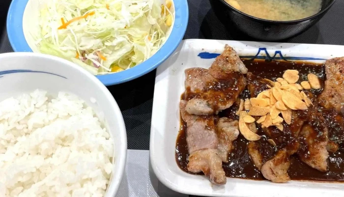 松屋 久米川店 -  住所 - 東村山市