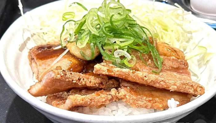 松屋 浦和仲町店松のや併設 丼物 - さいたま市