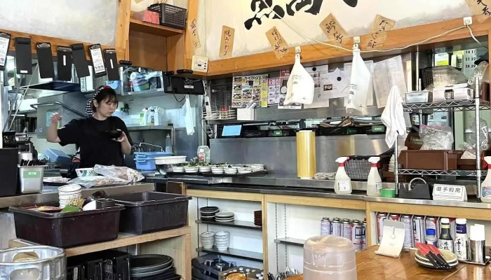 横濱魚萬 刈谷北口駅前店 -  雰囲気 - 刈谷市