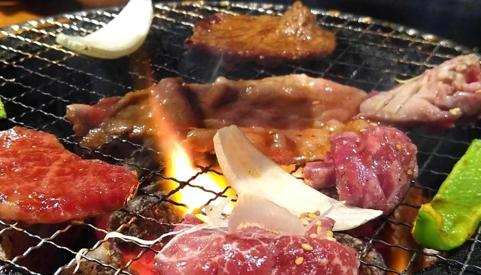 炭火焼肉工房 いろり屋 寝屋川店 -  電話 - 寝屋川市