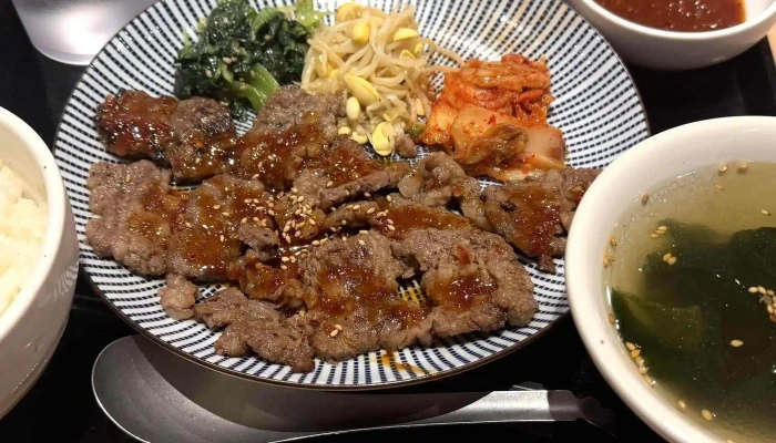 焼きたてのかるび 寝屋川店 -  電話 - 寝屋川市