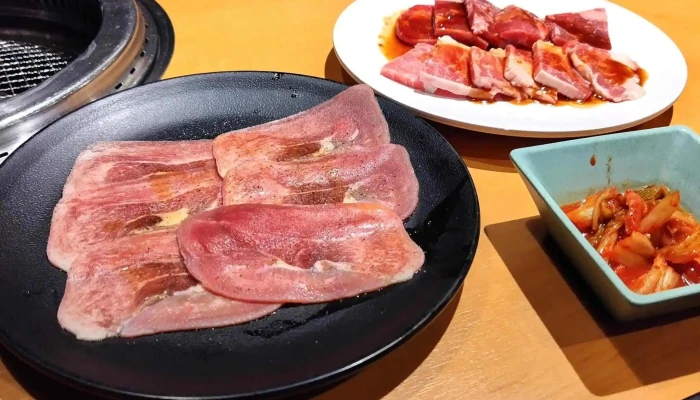 焼肉きんぐ 寝屋川仁和寺店 -  カタログ - 寝屋川市