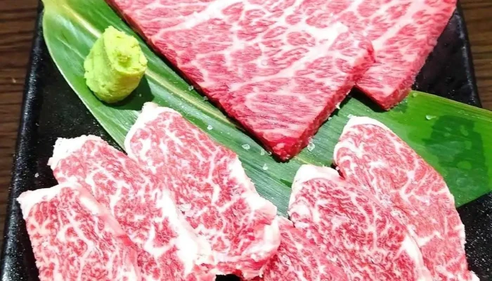 焼肉桂司 -  牛肉 - 桜井市