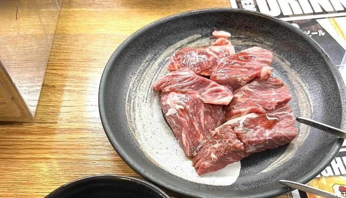 焼肉炙り道場あかみ牛 -  動画 - 小松市