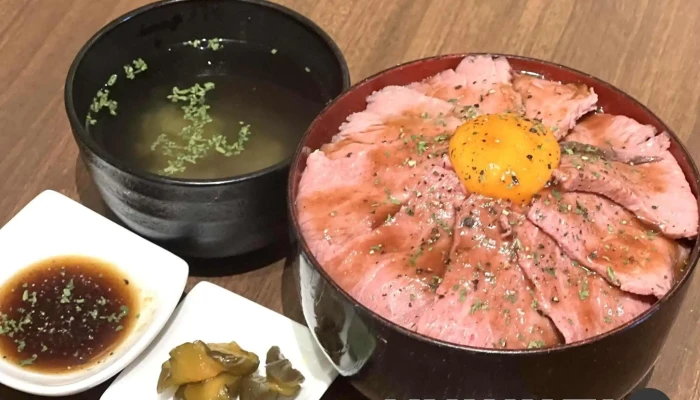 牛花香 -  丼物 - 半田市