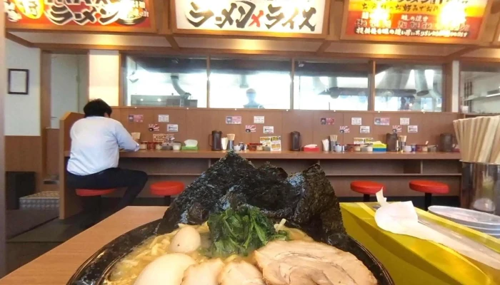 町田商店 長岡京店 -  雰囲気 - 長岡京市