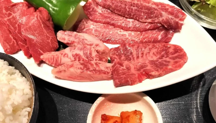 知多牛 響 金三 -  写真 - 半田市