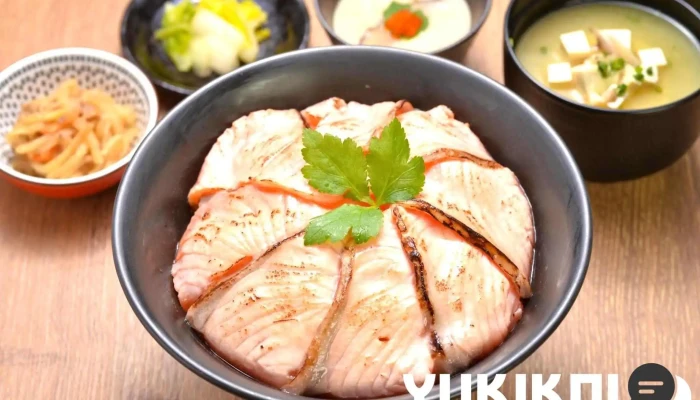 糸島海鮮堂 二見ヶ浦本店 -  丼物 - 福岡市