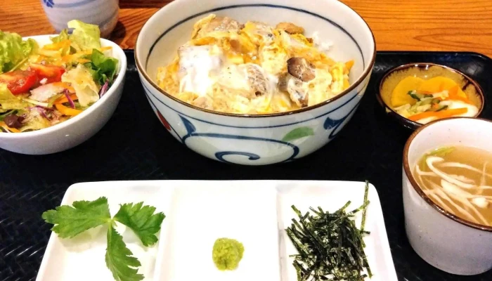 街道の旬酒場 やまもと -  親子丼 - 塩尻市