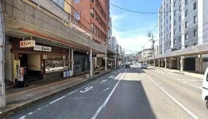 豆狸まめだ ストリートビューと 360 ビュー - 浜田市