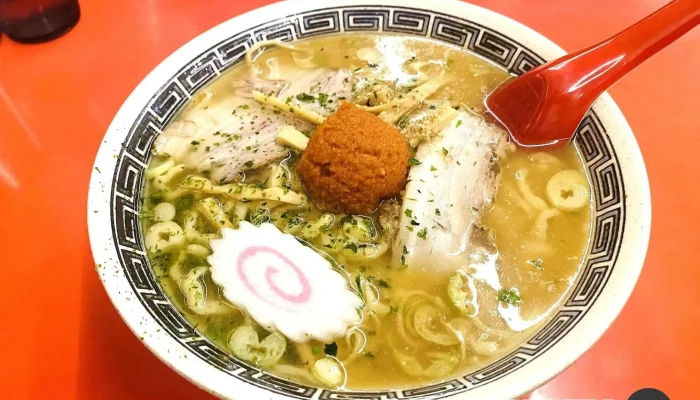 赤湯ラーメン 龍上海 本店 -  料理飲み物 - 南陽市
