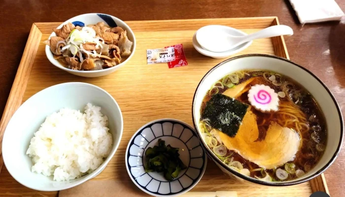 鈴木食堂 -  ラーメン - 日立市