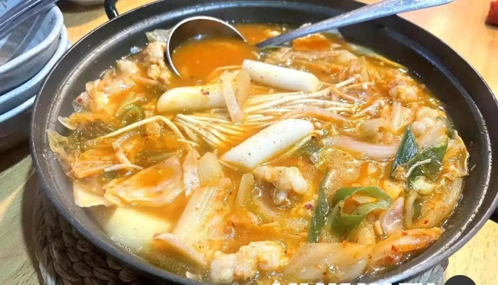 韓国家庭料理チング - 小牧市
