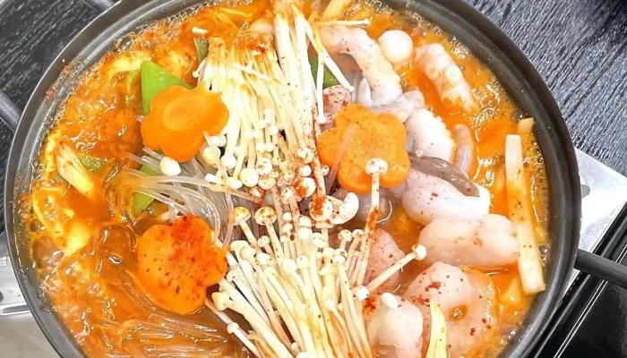 韓国料理 明洞 -  料理飲み物 - 姫路市