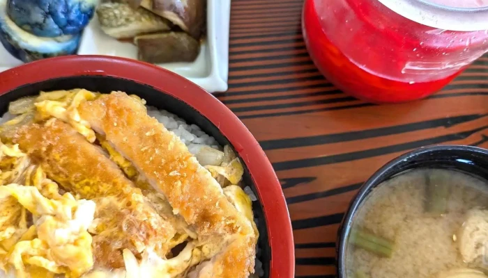 食事処 八千代 -  近く - 南陽市