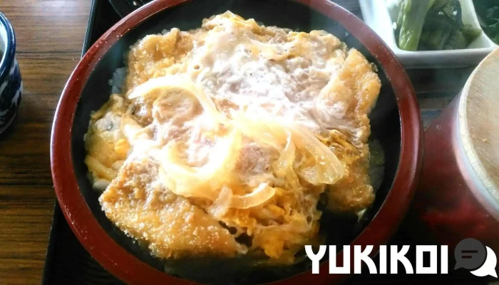 食事処 八千代 -  麺 - 南陽市
