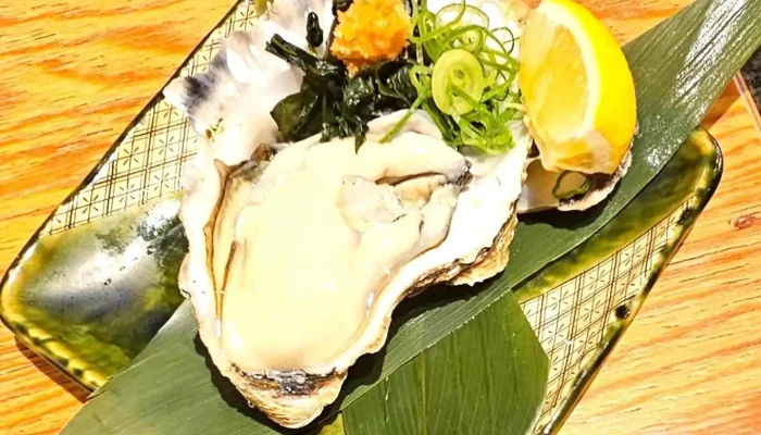 鮮魚と炉端焼き 魚丸 南草津店 -  カキ - 草津市