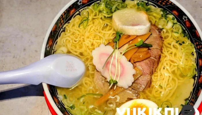 麺厨房あじさい 紅店 -  料理飲み物 - 函館市