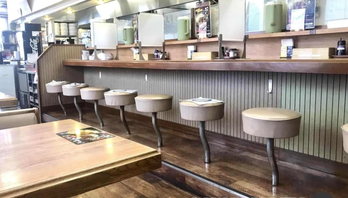 ８番らーめん 鹿島店 -  雰囲気 - 中能登町